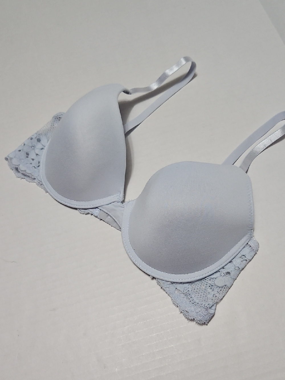 Jessica Simpson Pale Blue Lace-Trim Push Up T-Shirt Bra Size 36B